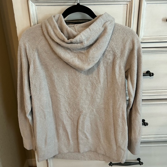 Barefoot Dreams hoodie - Picture 2 of 2